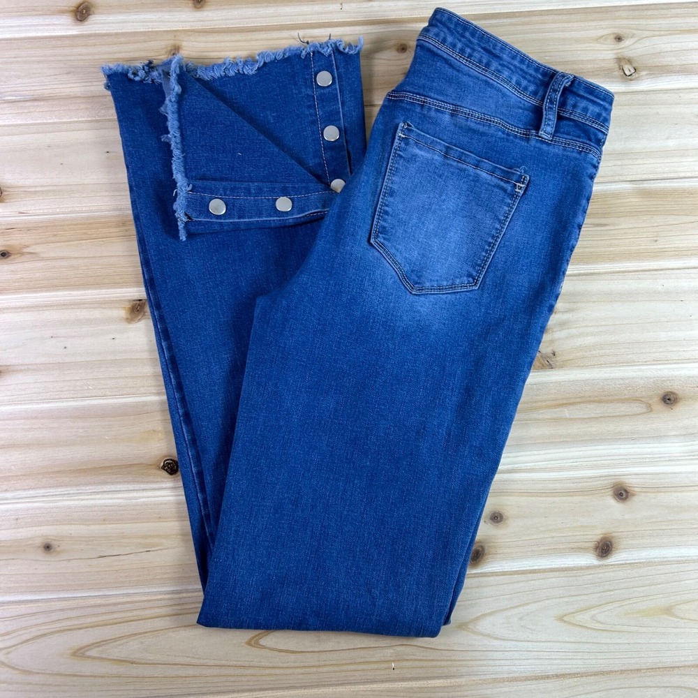 Fashion Nova Jeans Womens 9 Button Flare Fringe Hem Mid Rise Denim Blue Jeans - Picture 2 of 9